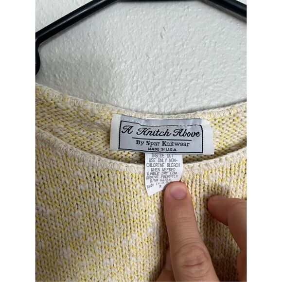 A Knitch Above Vintage Knit Grandma Sweater - Picture 5 of 5